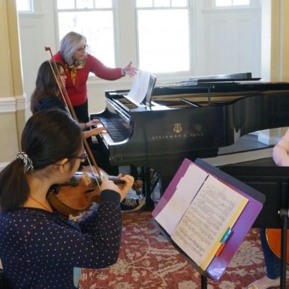 /de/news/steinway-chronicle/k-12/for-walnut-hill-students-steinways-are-making-practice-a-joy