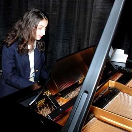 /de/news/steinway-chronicle/k-12/gilmour-academy-to-become-steinway-select-k-12-school-thanks-to-matthew-p-figgie-84