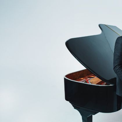 https://spirio-spotlight.steinway.com/spiriocast/2025/11-6-25-peter-bence