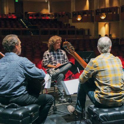 /listen-magazine/artistry/pat-metheny