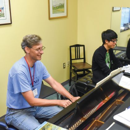 /zh_CN/news/boston-chronicle/fall-2018/steinway-boston-belmont-university