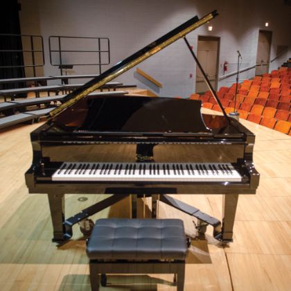 /news/boston-chronicle/fall-2018/steinway-boston-macomb-schools