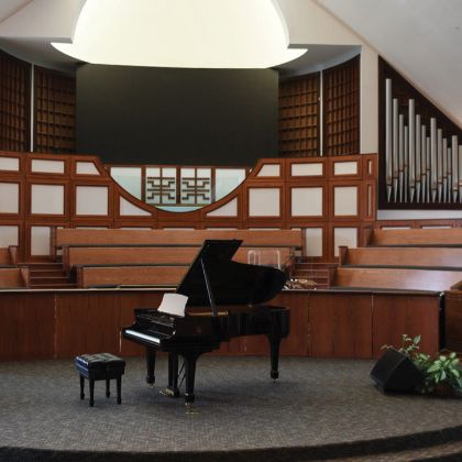 /news/steinway-chronicle/winter-2019/ebenezer-baptist-church-chooses-new-steinway-model-b