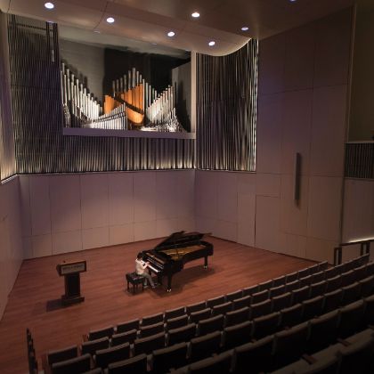 /zh_CN/news/steinway-chronicle/winter-2019/missouri-state-adds-52-new-steinways