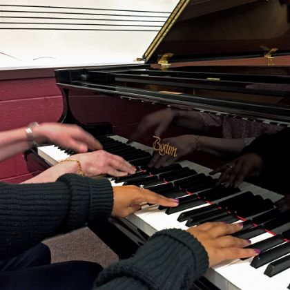 /news/boston-chronicle/winter-2016/steinway-boston-elon-university