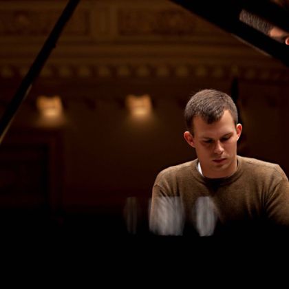 /zh_CN/soundboard/soundboard-adam-gyorgy