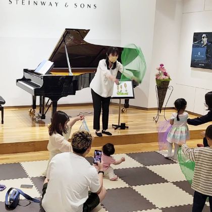/steinway.com-japan/en/SST/events/2024/0512-eurhythmics