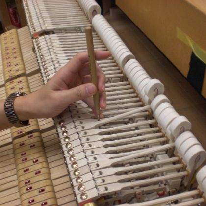 /steinway.com-japan/news/articles/rec_tuner